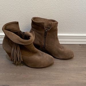 Steve Madden Booties with fringe